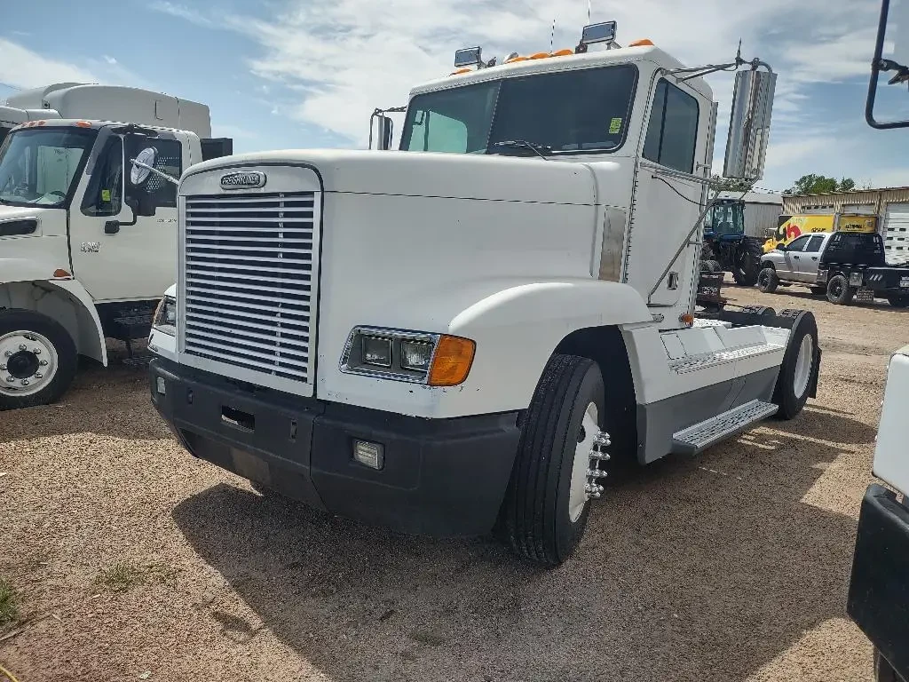 Used 1999 FREIGHTLINER Hauler - FLD For Sale