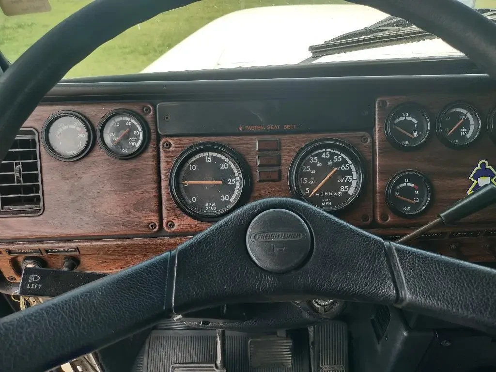 Used 1999 FREIGHTLINER Hauler - FLD For Sale