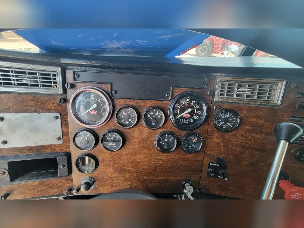 Used 1997 PETERBILT Conventional - Sleeper Truck, Tractor - 377 For Sale