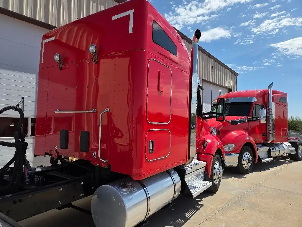 Used 2020 KENWORTH Conventional - Sleeper Truck, Tractor - T-680 For Sale