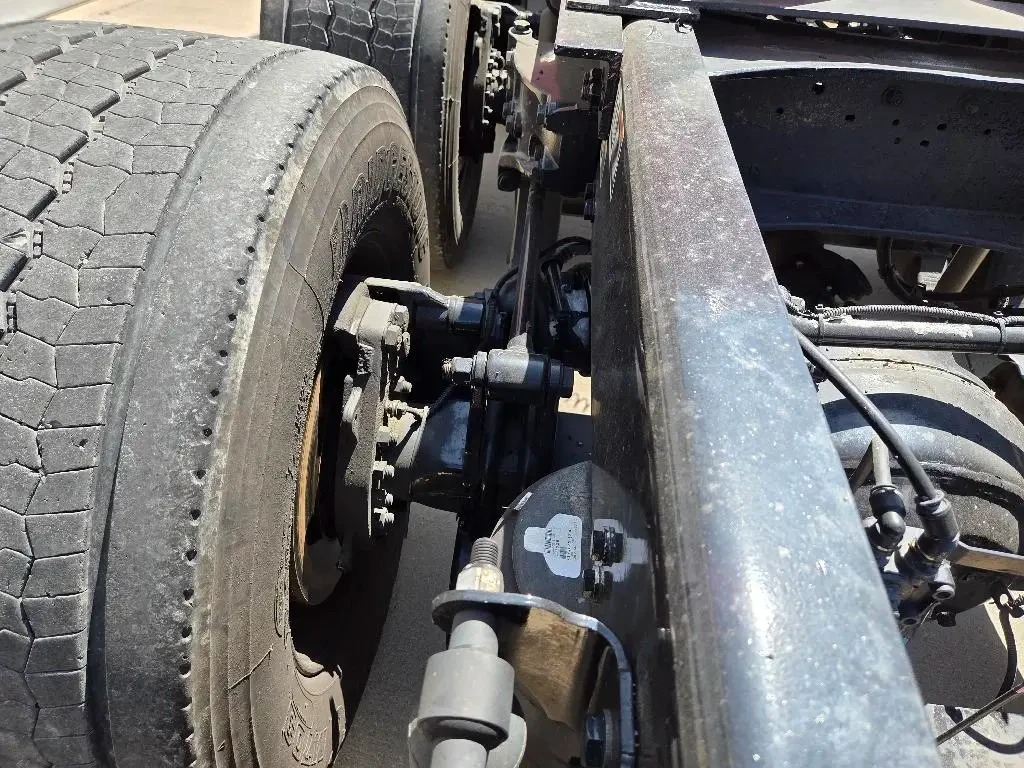 Used 2020 KENWORTH Conventional - Sleeper Truck, Tractor - T-680 For Sale