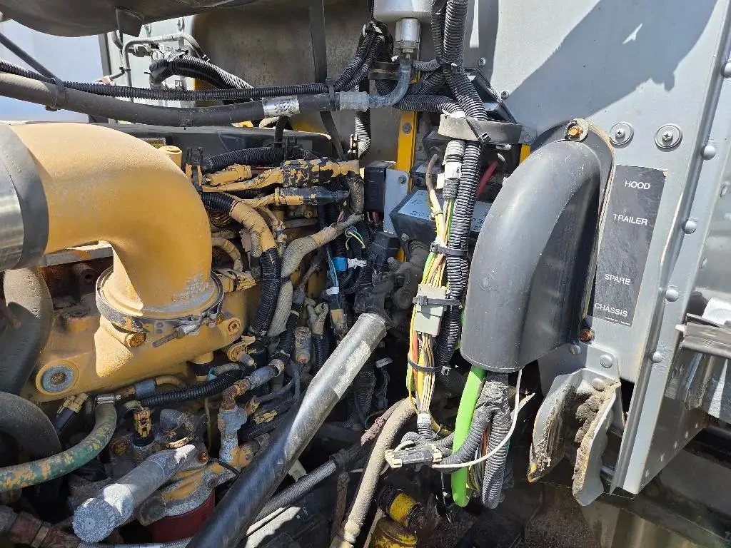 Used 2009 PETERBILT Conventional - Day Cab - 384 For Sale
