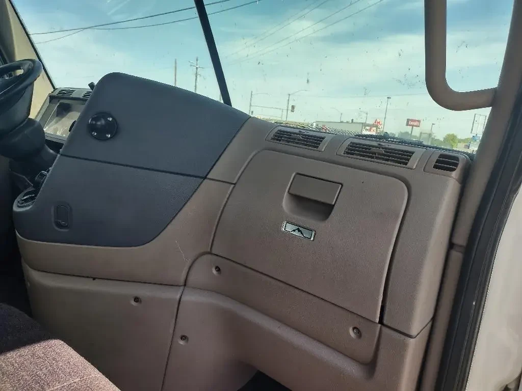 Used 2014 FREIGHTLINER Hauler - CASCADIA 125 For Sale