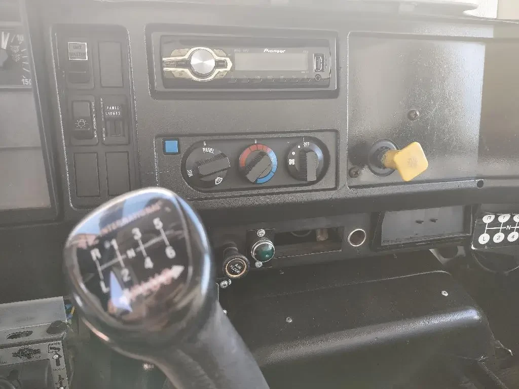 Used 1998 INTERNATIONAL Dump Truck - 4700 For Sale