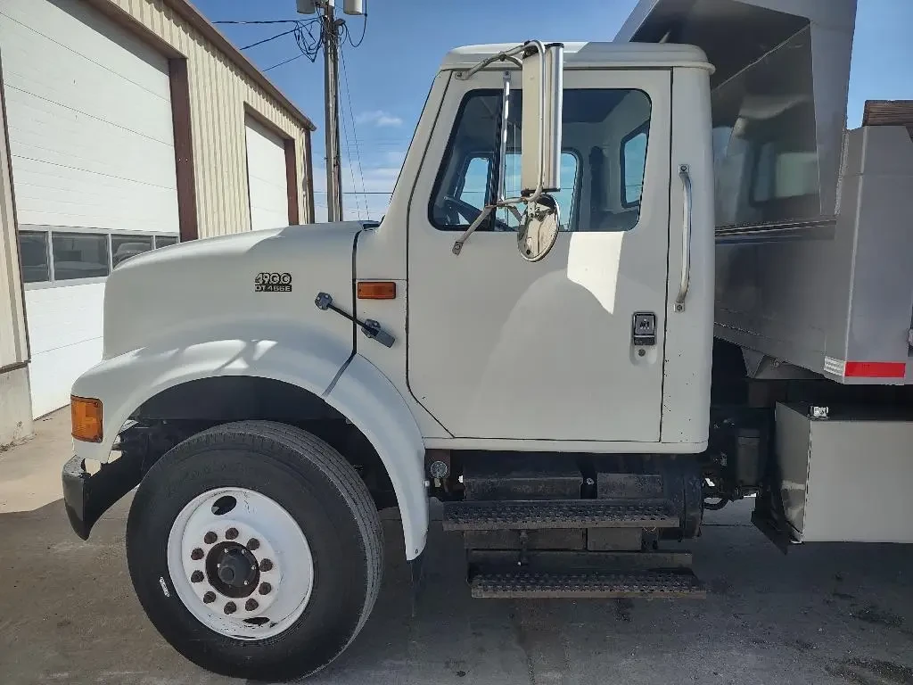Used 1998 INTERNATIONAL Dump Truck - 4700 For Sale