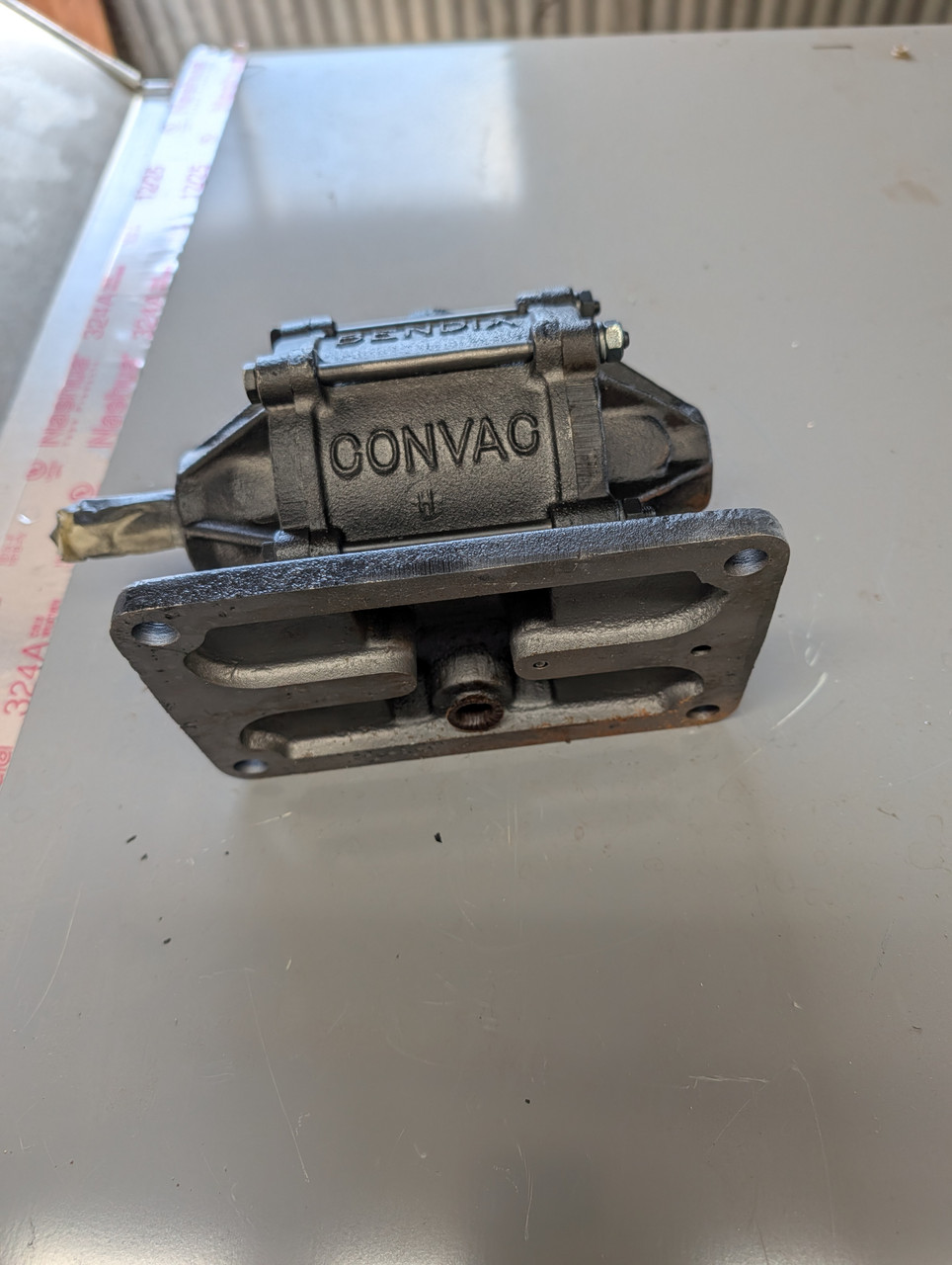 Bendix 2513116 Vacuum Brake Pump – CW 1.16" Shaft