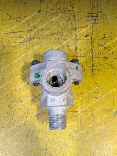 Bendix 280809N DC-4 Double Check Valve – 3/8" NPT