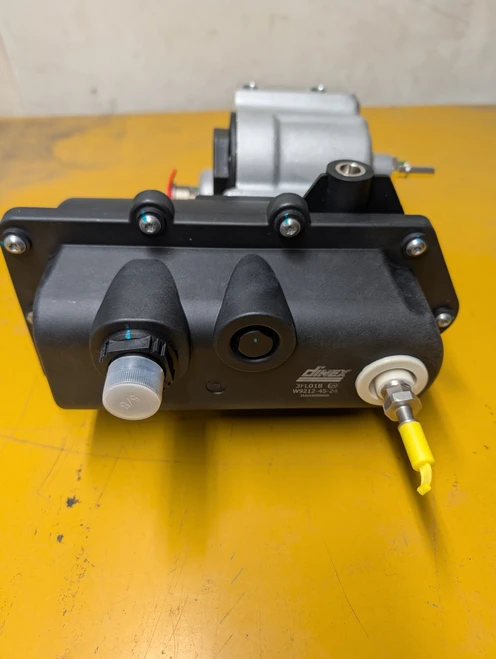 Dinex 3FL018 Air-Assisted DEF Doser Pump for Detroit Diesel – Replaces A0001402478 and A0001404378