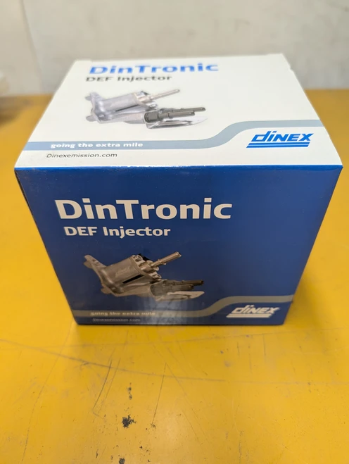 Dinex 3FL021 DEF Injector for Detroit Diesel – Replaces A0001405539 and A0001407439