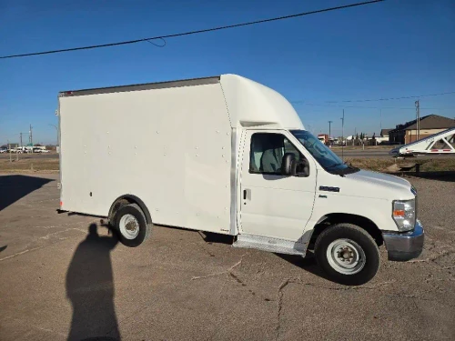 Used 2014 FORD Box Truck - Straight Truck - ECONOLINE For Sale