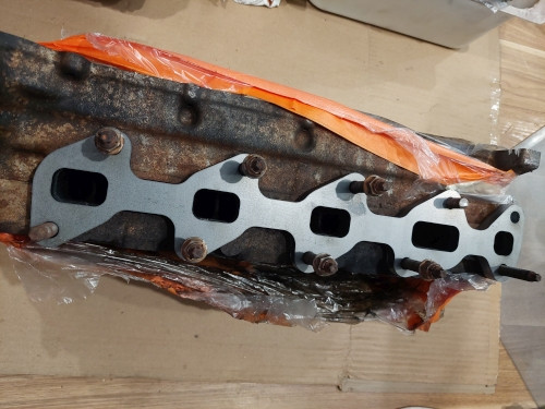 1VD-FTV Manifold Flange LHS