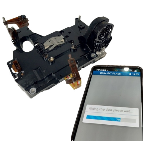 Flashed 8HP70 TCU for MaxxECU
