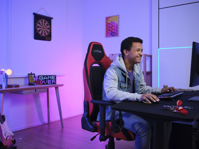 Trust GXT 714 RUYA Sedia per gaming universale Nero, Rosso