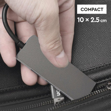 Ekon HUB con 3 porte USB-A, 1 porta USB-C e cavo di alimentazione USB-C