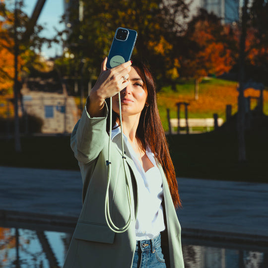 Case & Me Simply Lace - Laccio universale per smartphone con placchetta (1)