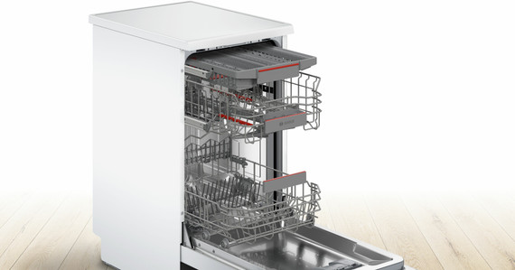 Bosch Serie 4 SPS4EMI24E Lavastoviglie da libera installazione 45 cm Acciaio Classe C