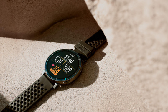 Amazfit Active Max display ultra luminoso da 1,5 pollici, 4 GB di memoria, mappe offline, monitoraggio dell'energia BioCharge
