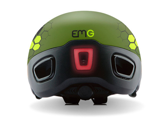 EMG Casco powered by GIVI, con luce led posteriore omologato per bicicletta e monopattino elettrico