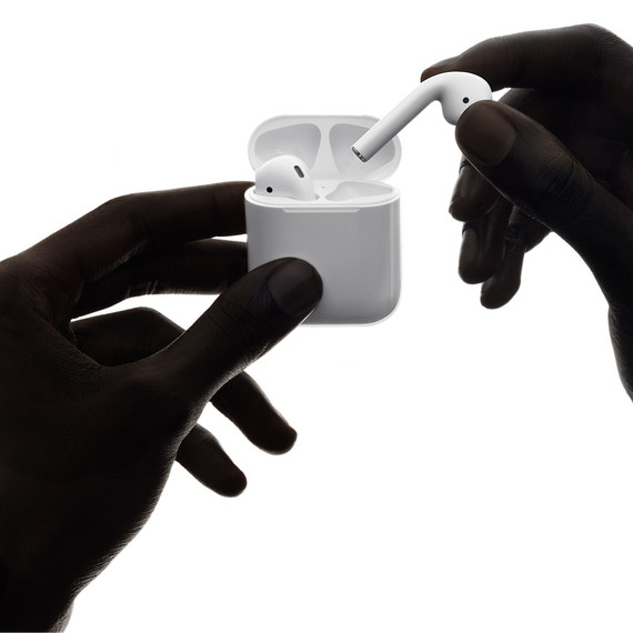 Apple AirPods (1st generation) Auricolare True Wireless Stereo (TWS) In-ear Musica e Chiamate Bluetooth Bianco