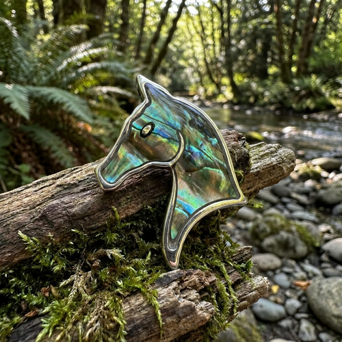 Tide Jewellery inlaid Paua Horse head pin badge