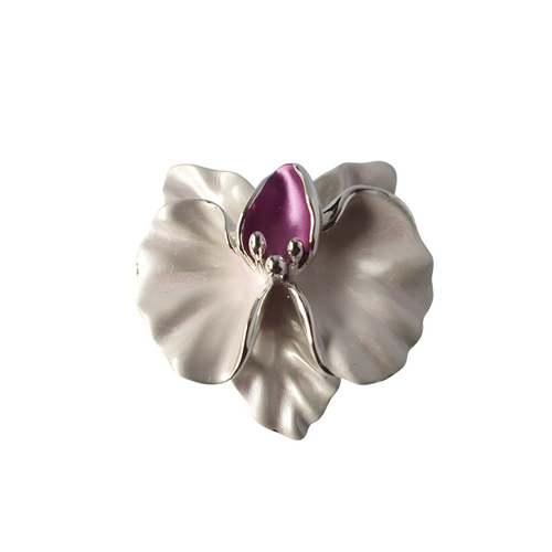Silver Finish Pale Pink Orchid Flower Brooch Silver Finish Pale Pink Orchid Flower Brooch