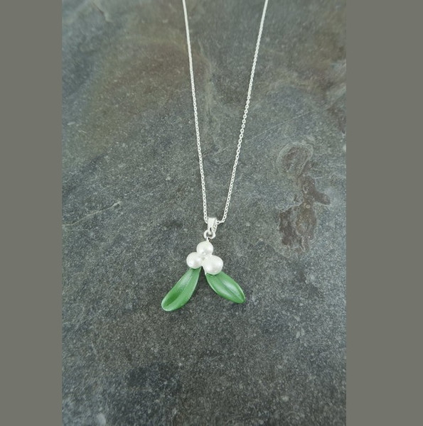 Silver Plated Mistletoe Pendant