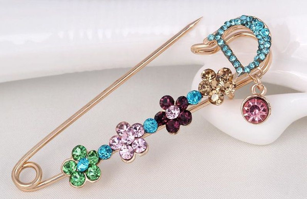 Four Flower Korean Pins with Crystal rhinestone Brooch