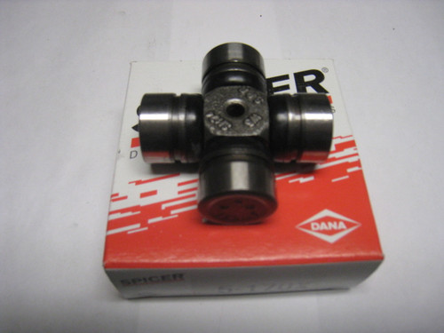 U-Joint Front Yoke Assembly (light shaft only)