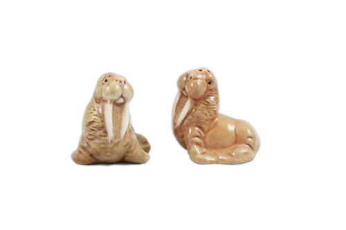Walrus salt and pepper shakers