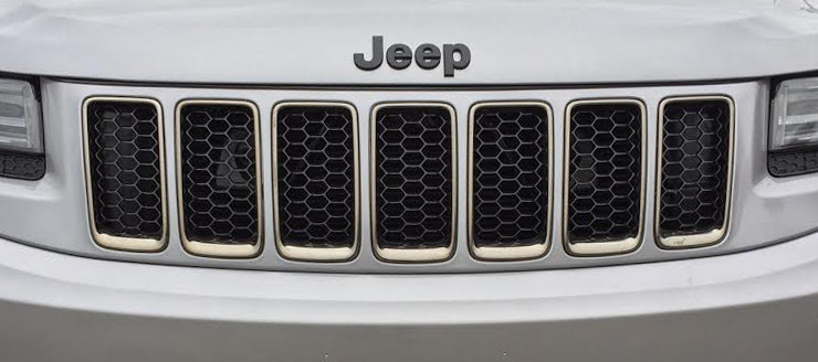 Mopar Radiator Grille Trim Ring Kit for Jeep Grand Cherokee