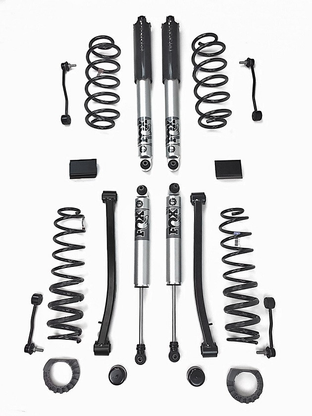 ラングラー  JL  MOPAR  タイヤ大型化kit Wrangler JL 2'' Lift Kit with Fox or Bilstein Shocks - Mopar