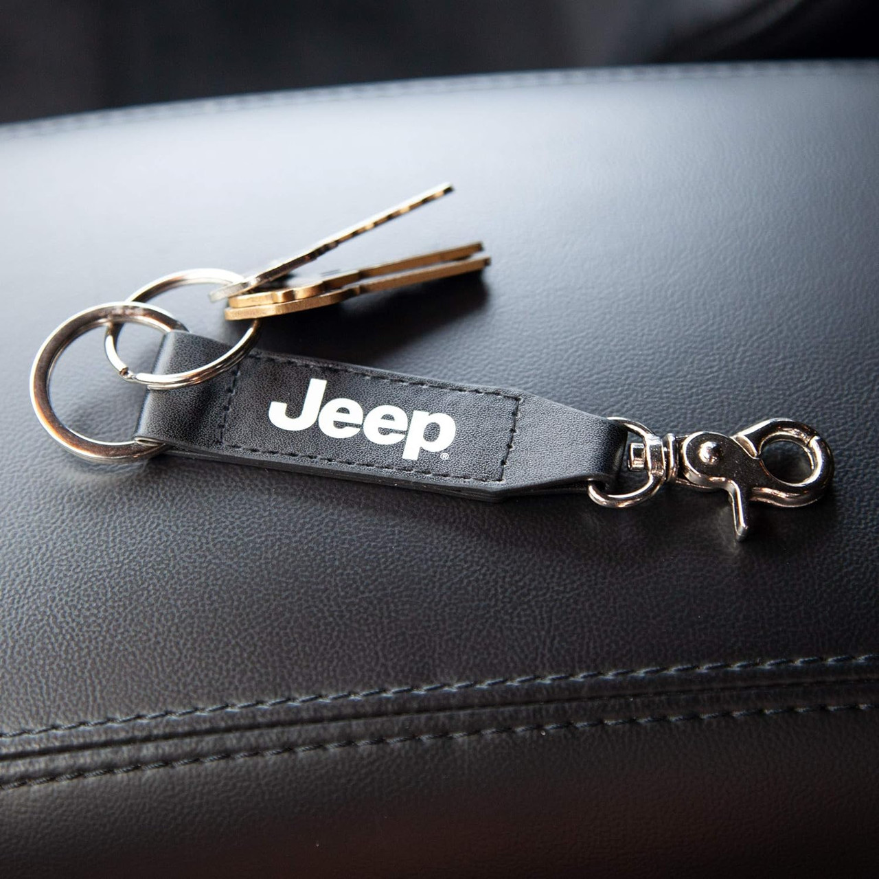 Plasticolor Jeep Vinyl Strap Keychain | JustForJeeps.com