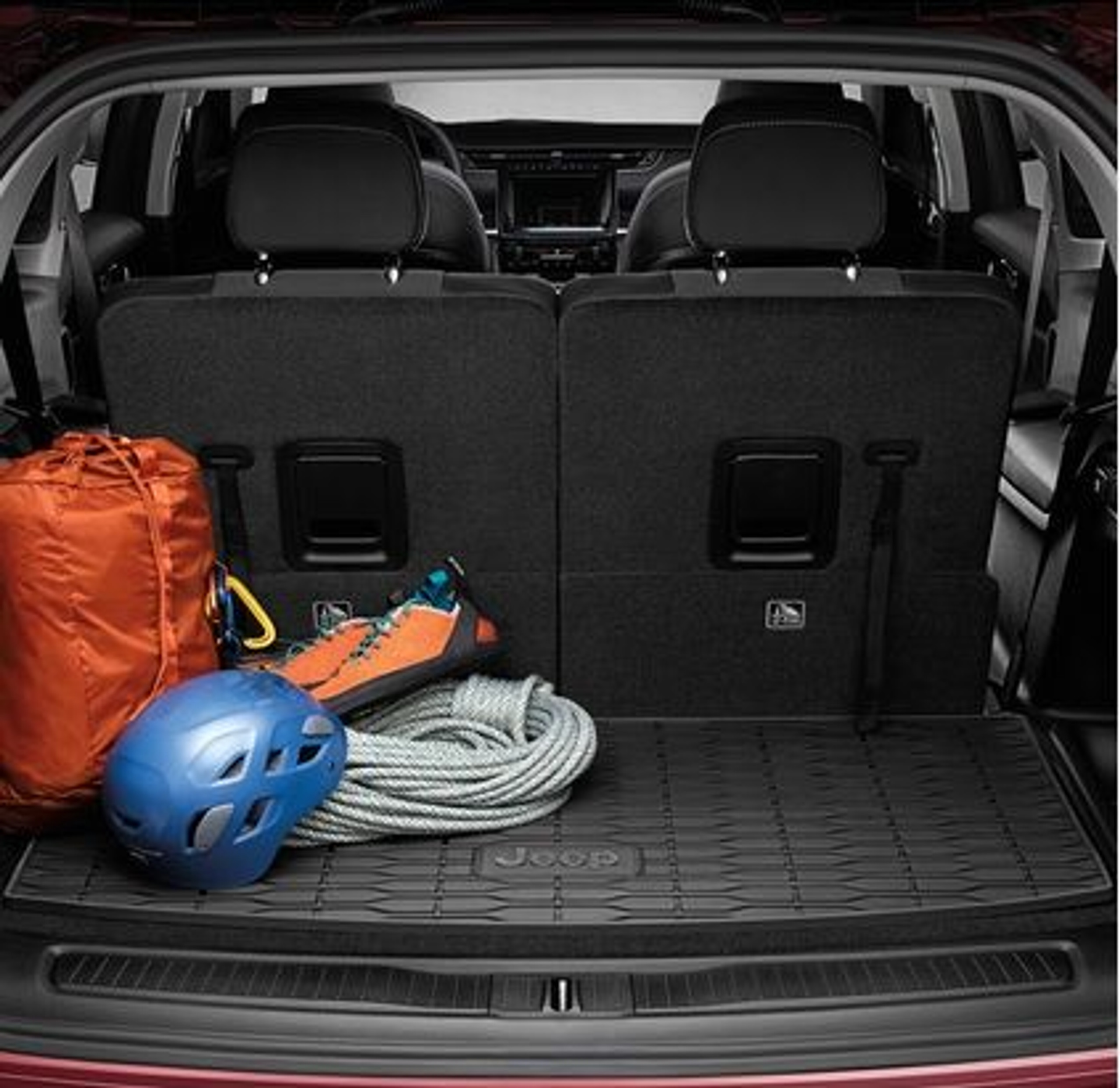 Mopar Rubber Cargo Area Liner Mat for 20212023 Grand Cherokee L & 2022