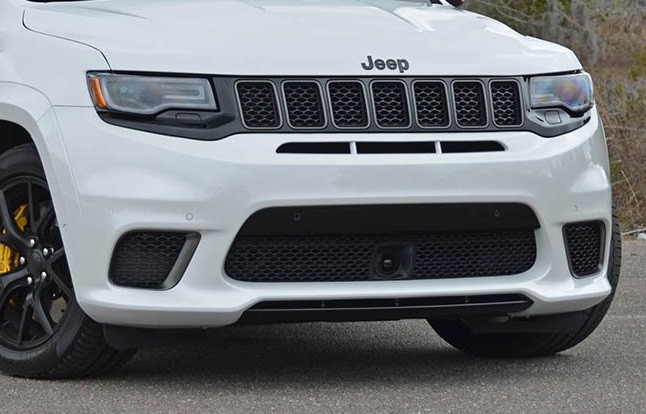 Mopar Front Bumper Package for 20182021 Trackhawk Grand Cherokee WK2