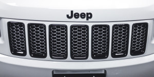 Mopar Platinum Honeycomb Grill Inserts for 2014-2016 Grand Cherokee WK2