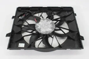 2011-2013 Jeep Grand Cherokee WK2 radiator cooling fan - front view of fan assembly
