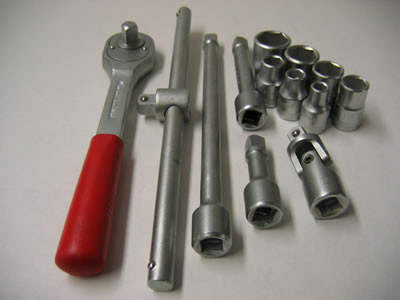 RATCHET AND SOCKET SET - 12 PC- (4000)