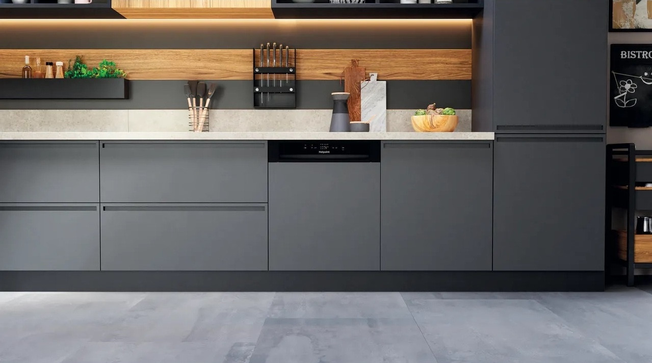 Hotpoint Semi Integrated Dishwashers