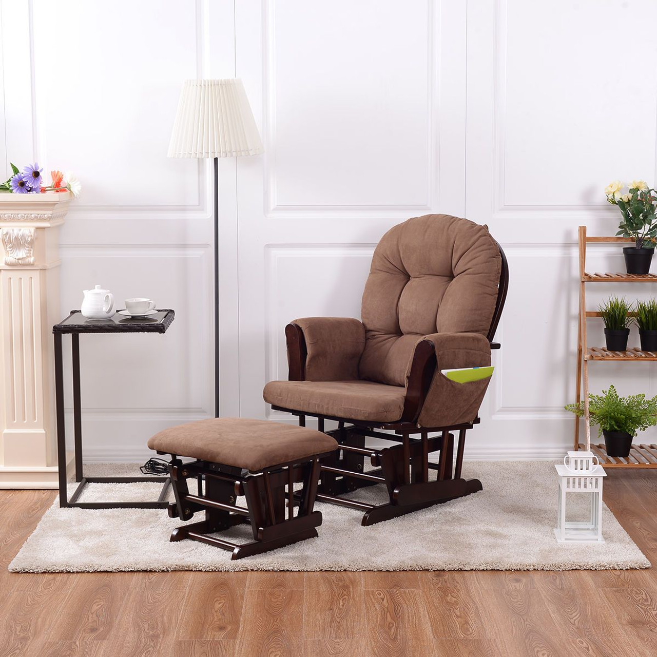 Featured image of post Nursery Rocking Chair And Ottoman - Rockers typically have a more intense rocking motion and match most nursery themes.