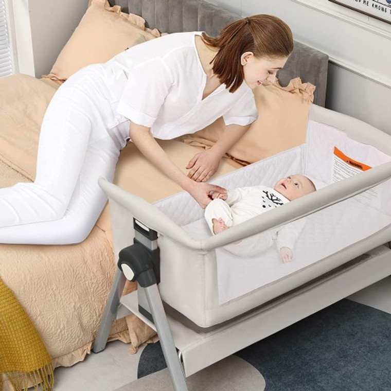 Portable Baby Bedside Sleeper With Adjustable Heights And Angle BB5682BE