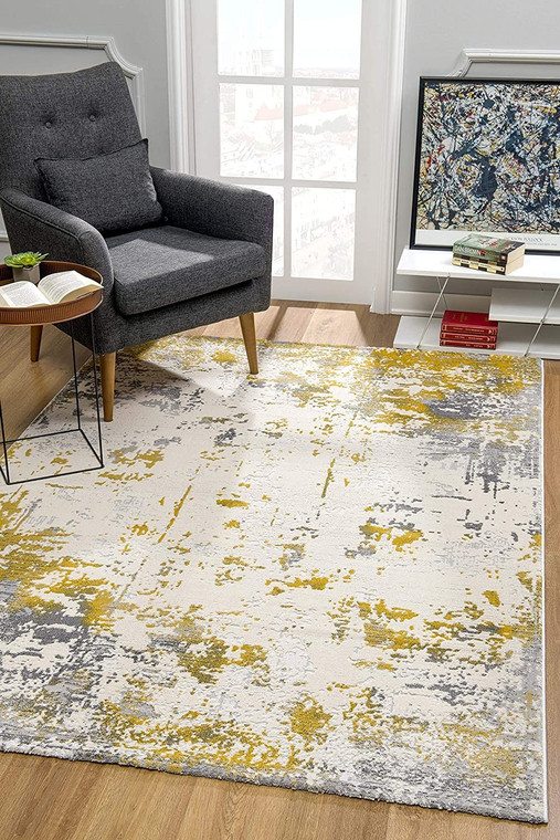 Homeroots 4' X 6' Gold And Gray Abstract Area Rug 390508