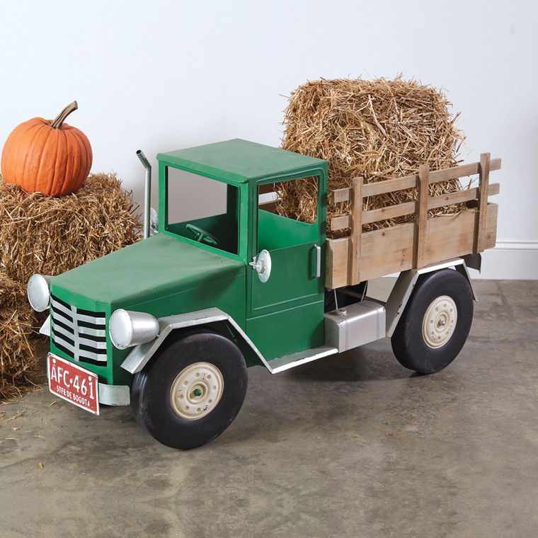 CTW Home Fall Harvest Truck Display 770518