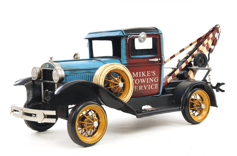 Homeroots C1931 Ford Model A Tow Truck Sculpture 401115