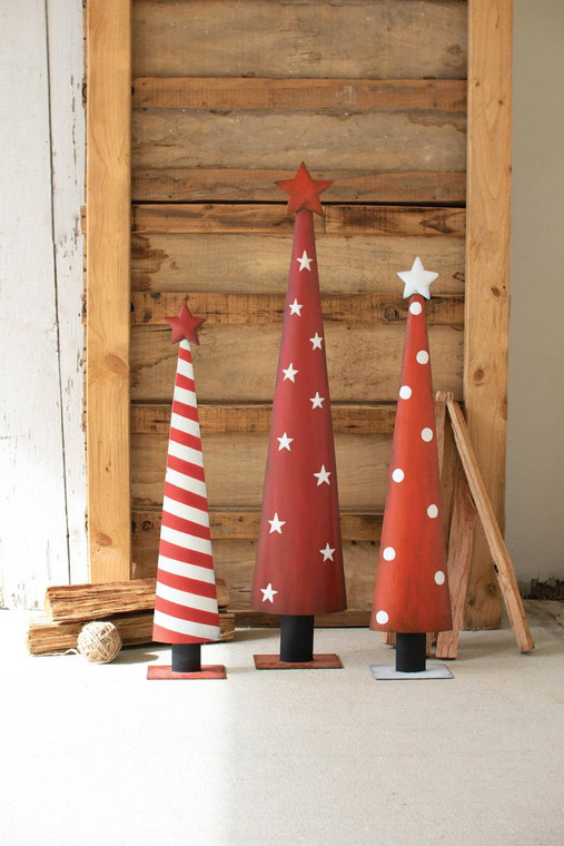 Set Of Three Painted Christmas Topiaries CHE1445 By Kalalou