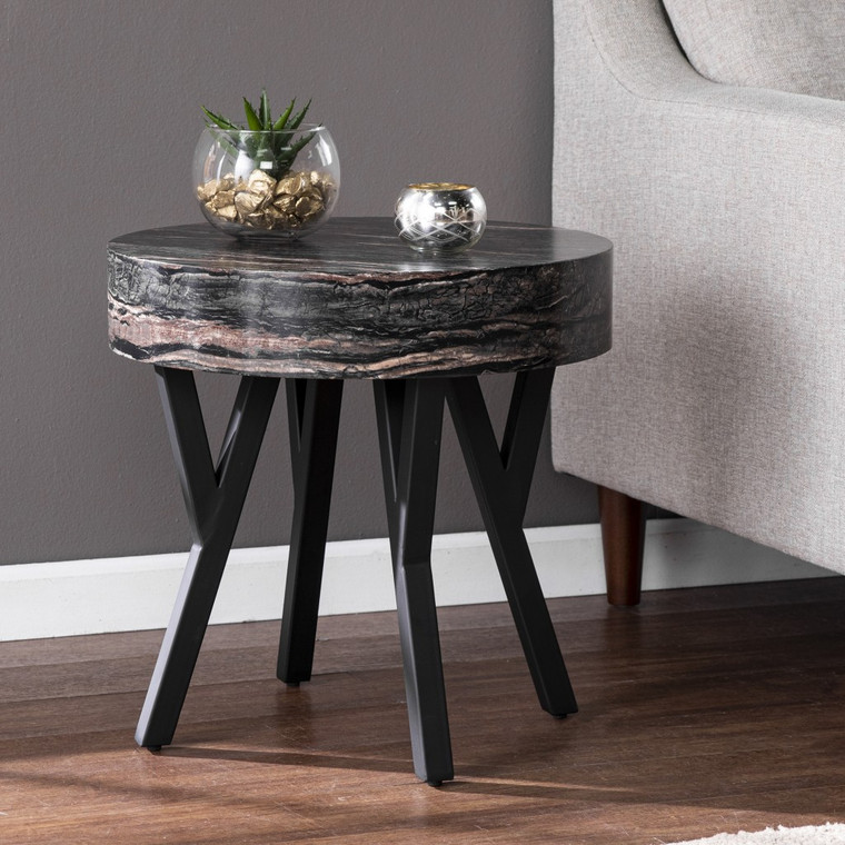 Homeroots 20" Black Manufactured Wood And Iron Round End Table 402458