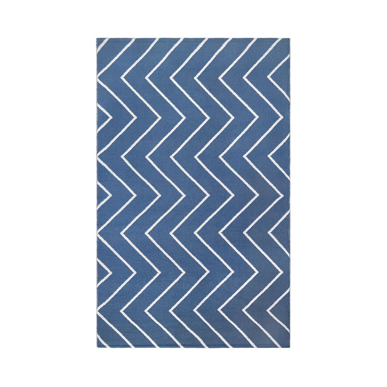 Homeroots 6' X 9' Navy Blue Waves Stain Resistant Indoor Outdoor Area Rug 487048