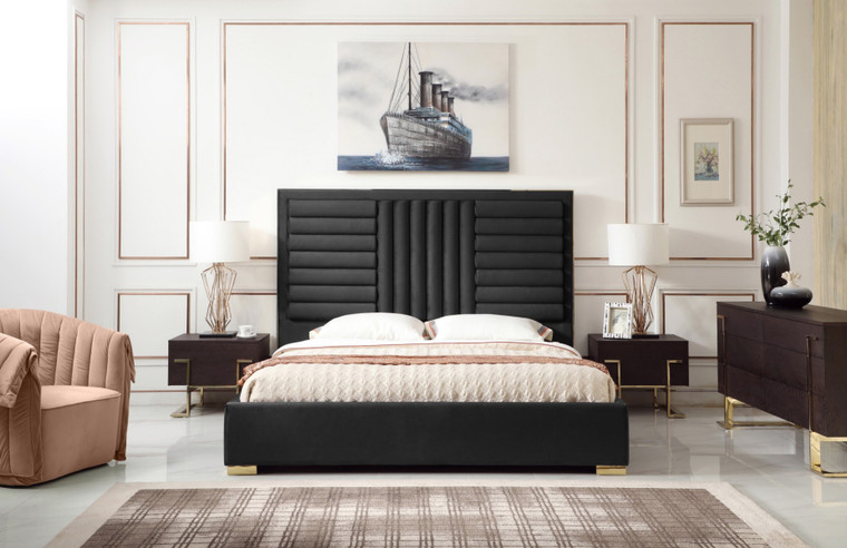 VIG Furniture VGVCBD1905-19-BLK-BED Modrest Daystar - Modern Black Velvet & Gold Bed