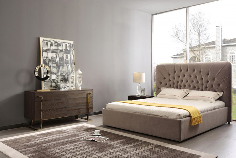 VIG Furniture VGVCBD1922-19-BED Modrest Moontide - Glam Beige Velvet And Brushed Brass Bed