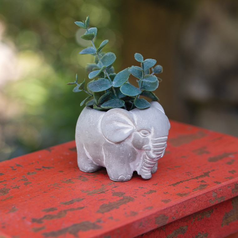 CTW Home Small Cement Elephant Pot (Pack Of 2) 600013