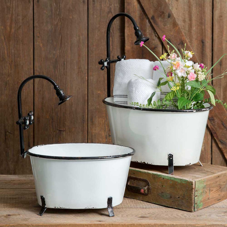 CTW Home Set Of Two Clawfoot Tub Planters 770093